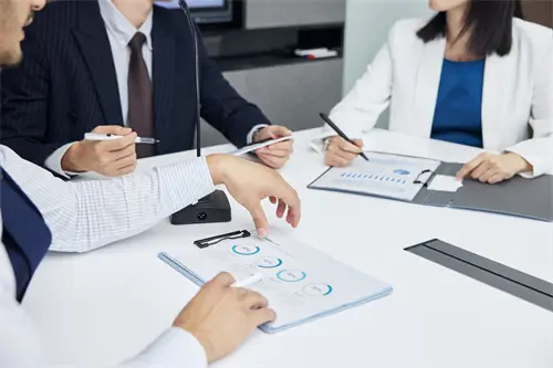 电脑上电源叫什么名