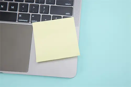 电脑水冷散热加什么液体