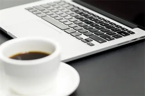 电脑cf助手叫什么